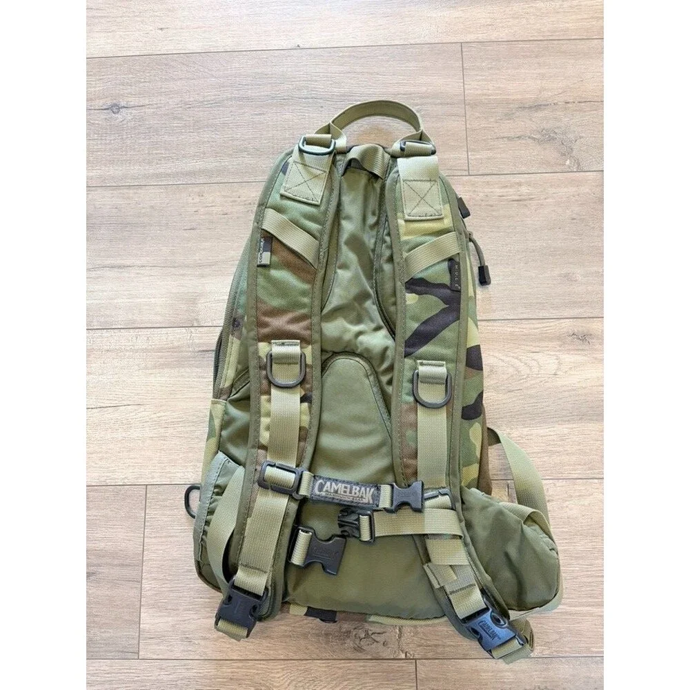 CamelBak Maximum Gear M.U.L.E. MULTI-CAM Camo Hydration BackPack 